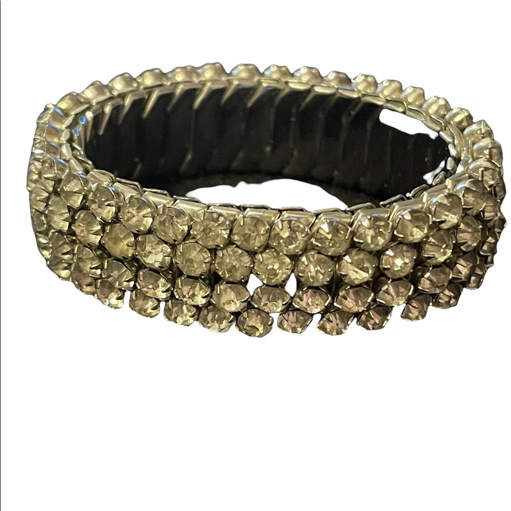 Vintage 1960s stretchy metal & crystal bracelet